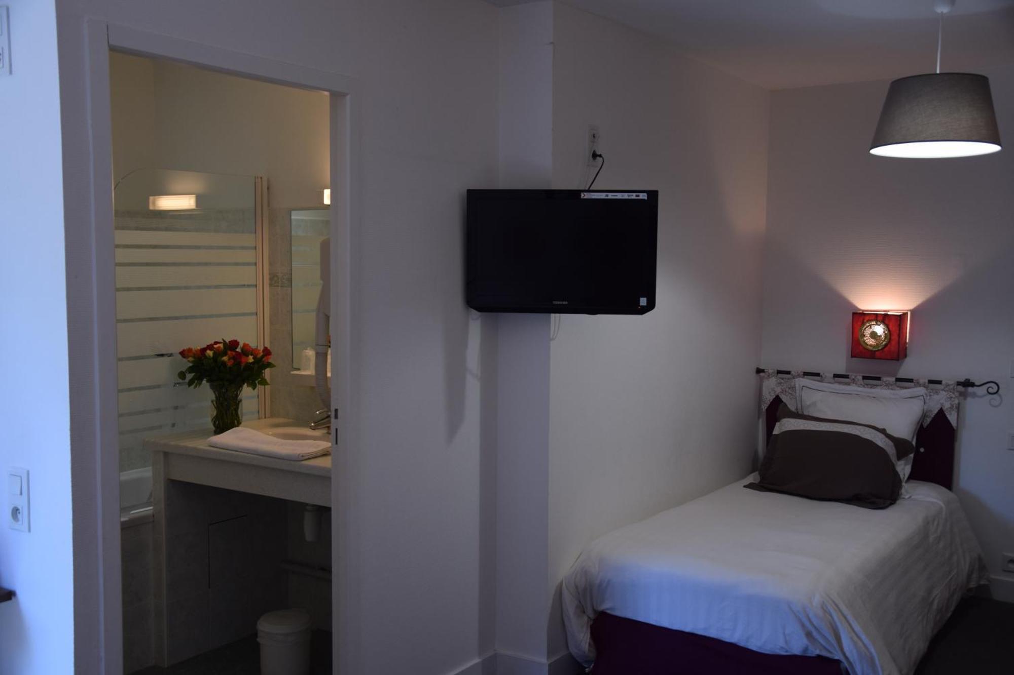 Le Petit Relais Hotel Calès Værelse billede